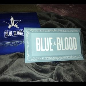 Blue Blood Palette by jeffree Star